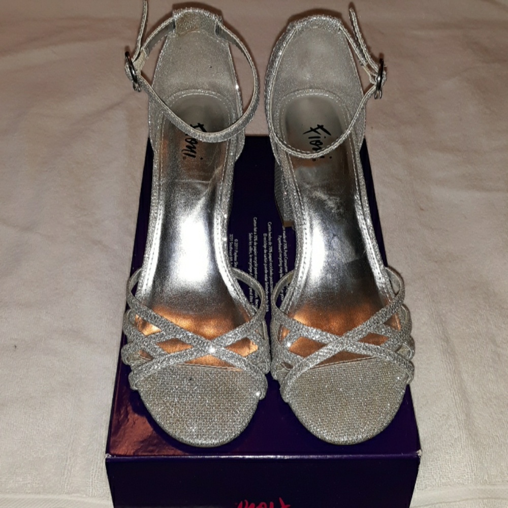 Silver sparkle heels